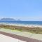 Dolphin Beach H301