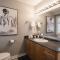 Cozy 5 Bedroom House Mississauga