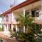 Romalo Hotel & Apartments