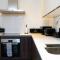 Manchester City Centre Apt with Balcony & Free Parking Manchester City Centre Apt with Balcony & Free Parking
