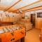 Big Wood Pines - Relaxing home with a large fenced yard for your furry friends to enjoy!