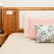 Daydreamer Apartments