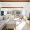 Bayview Cottage - Serene Escape between Beach & Bay