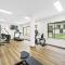 Stylish 2br Urban Escape