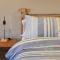 Madeira Park Oceanview Suites