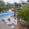 Studio Tropical