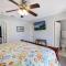 Island Girl East - Heated Pool Porches Beach Gear Walk to Beach