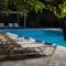 Orange Grove Suites