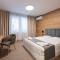 Avenue Hotel