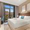 FIRST CLASS Studio Palm Paradise