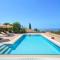 Villa Provenzo by Villa Plus