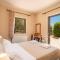 Villa Provenzo by Villa Plus