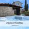 Villa Paolina with hot tub