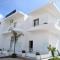EMAR Beachfront Hotel Ksamil