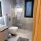 2 Bedroom Brand New Apartment Mc Kenzie 2 minute to the Mc Kenzie Beach