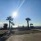 2 Bedroom Brand New Apartment Mc Kenzie 2 minute to the Mc Kenzie Beach