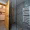 Moderne helle Ferienwohnung 1-6 Pers - Chasa32 in Guarda