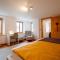 Moderne helle Ferienwohnung 1-6 Pers - Chasa32 in Guarda