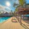 Huku Beach Hostel Palomino