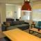 Bright, stylish Terrace Apt 5 min to T zone Andino
