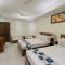 Royal Living Hotel & Suites