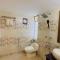 Royal Living Hotel & Suites