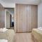 Atlantis Apartments 50m From Makenzy Seafront