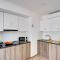 Atlantis Apartments 50m From Makenzy Seafront