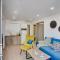 Atlantis Apartments 50m From Makenzy Seafront