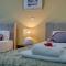 Atlantis Apartments 50m From Makenzy Seafront