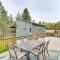 Scenic Forest Lodge Outside Glacier National Park!