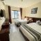 New Sun Hotel