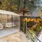 The Hosteller Kasol, Riverside