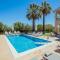 La Catalina Villa - Heated pool