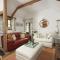 Relaxing getaway with a Hot Tub, Wi-Fi