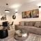 Queens Garden Residence by Staycom