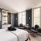 Hotel 717