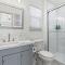 Spacious Surfside House One Minute to Beach