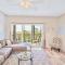 Spacious 3BR Near Disney - Pool and Hot Tub!