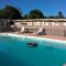 Dogwood Motel