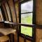 Utu Hideaway Nest