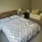 Artistic Apartment Near Downtown