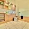 5 bedroom house - Pool table - Contractors - Crew