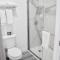 Super 8 by Wyndham Visalia
