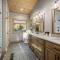 Honeysuckle Chalet - Luxe Mountain Chalet - Hot Tub, Wi-Fi, Pool Table, Party Deck, Fire Pit - 15 mins to Blue Ridge!