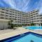 Flat for 5 with shared pool 180m from the beach