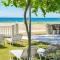 Olivento Beach Front Suites