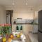 Villa Adriatic, Apartment Enio with swimming pool, panoramic sew view, free parking
