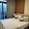 Modern & Bright 1BR Suite