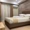 Sola Hotel & Sola Bed and Breakfast